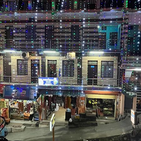 Girish Alay Home Stay Rudraprayāg Buitenkant foto