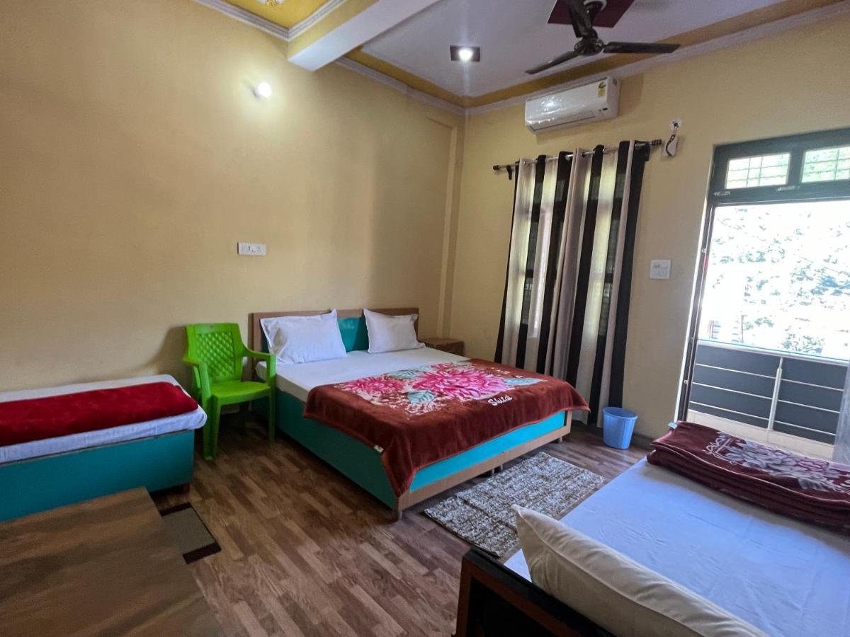 Girish Alay Home Stay Rudraprayāg Buitenkant foto
