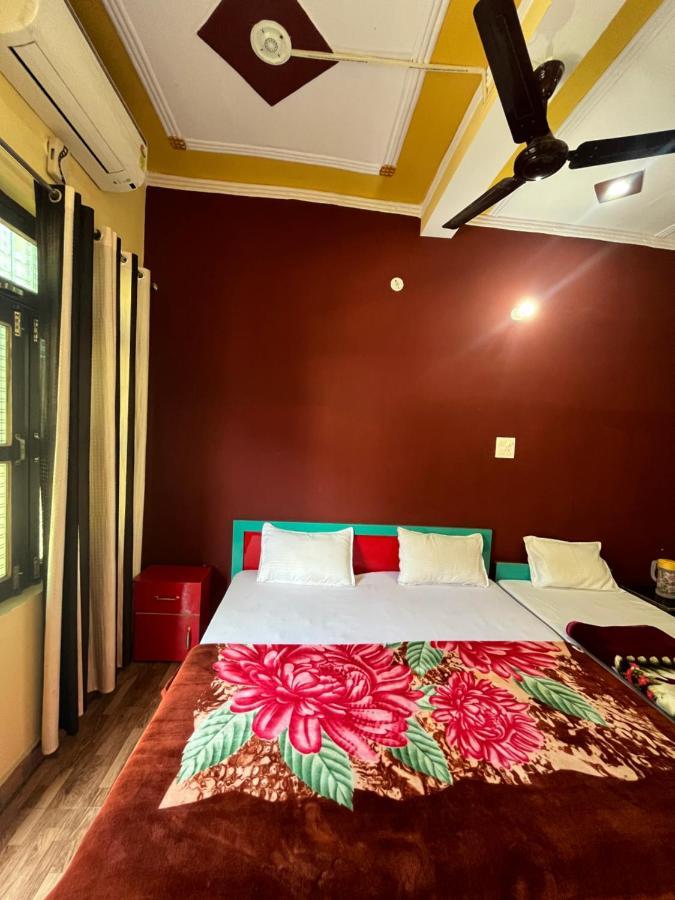 Girish Alay Home Stay Rudraprayāg Buitenkant foto