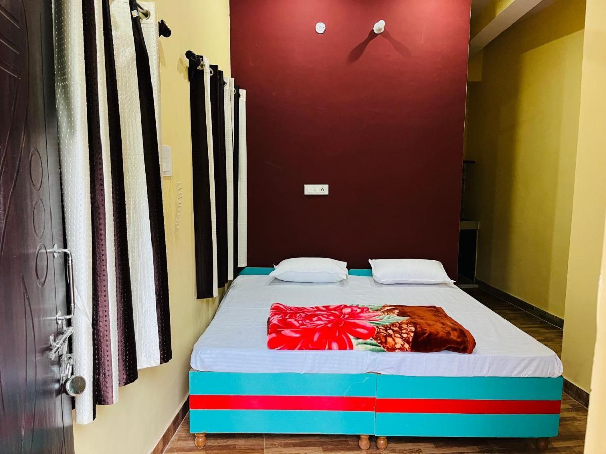 Girish Alay Home Stay Rudraprayāg Buitenkant foto