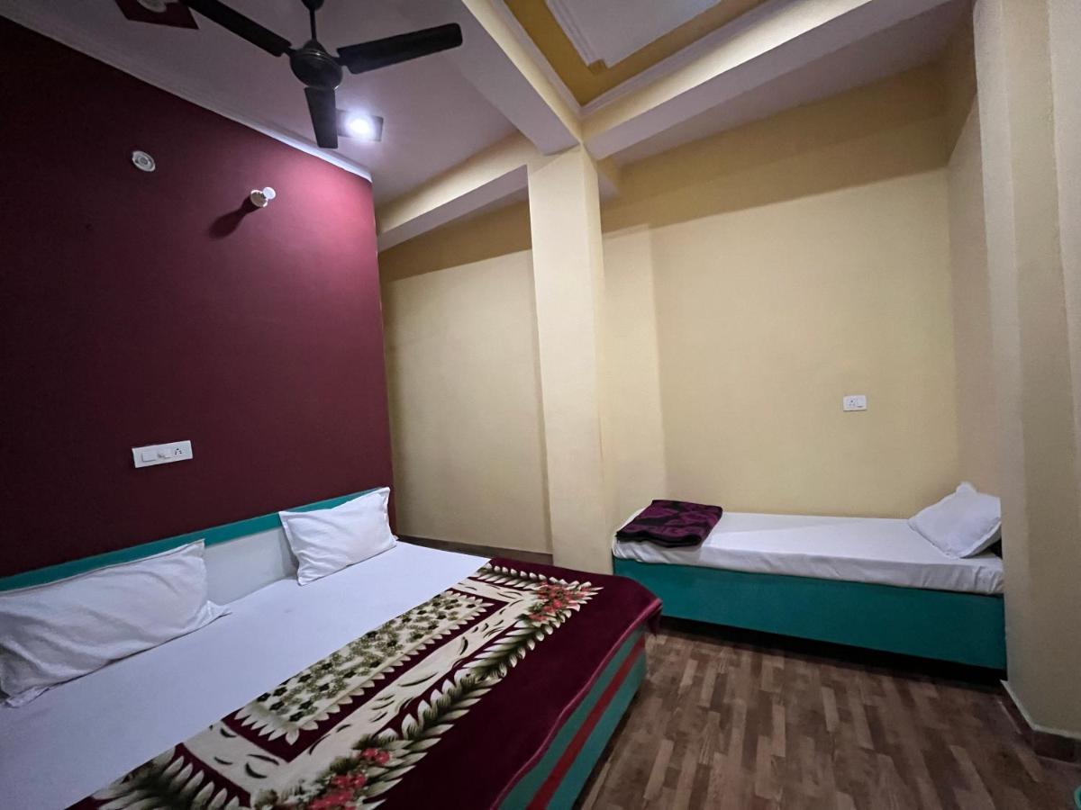 Girish Alay Home Stay Rudraprayāg Buitenkant foto