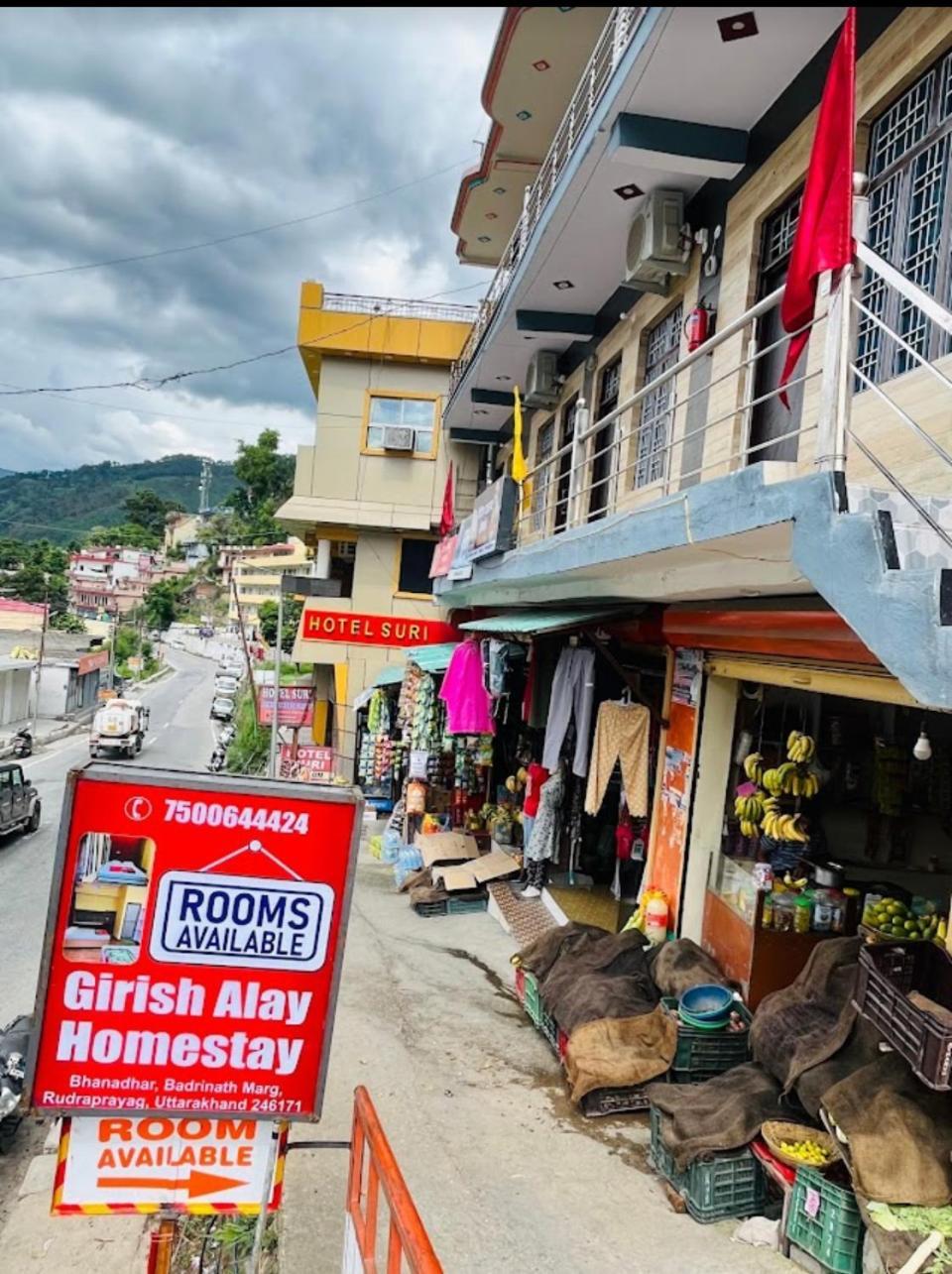 Girish Alay Home Stay Rudraprayāg Buitenkant foto